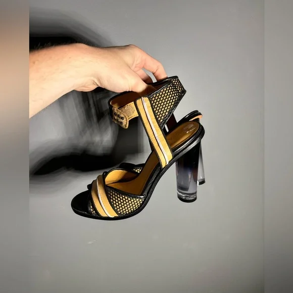 L.A.M.B. Carter Lucite Heel Sandals Womens Size 7.5 - Picture 3 of 7
